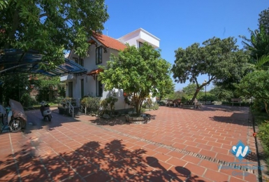 Big garden house for rent in Ngoc Thuy, Long Bien area 